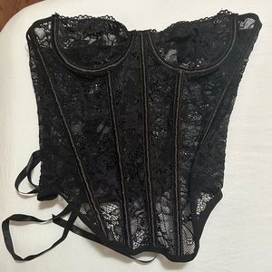 Pretty little thing corset top!